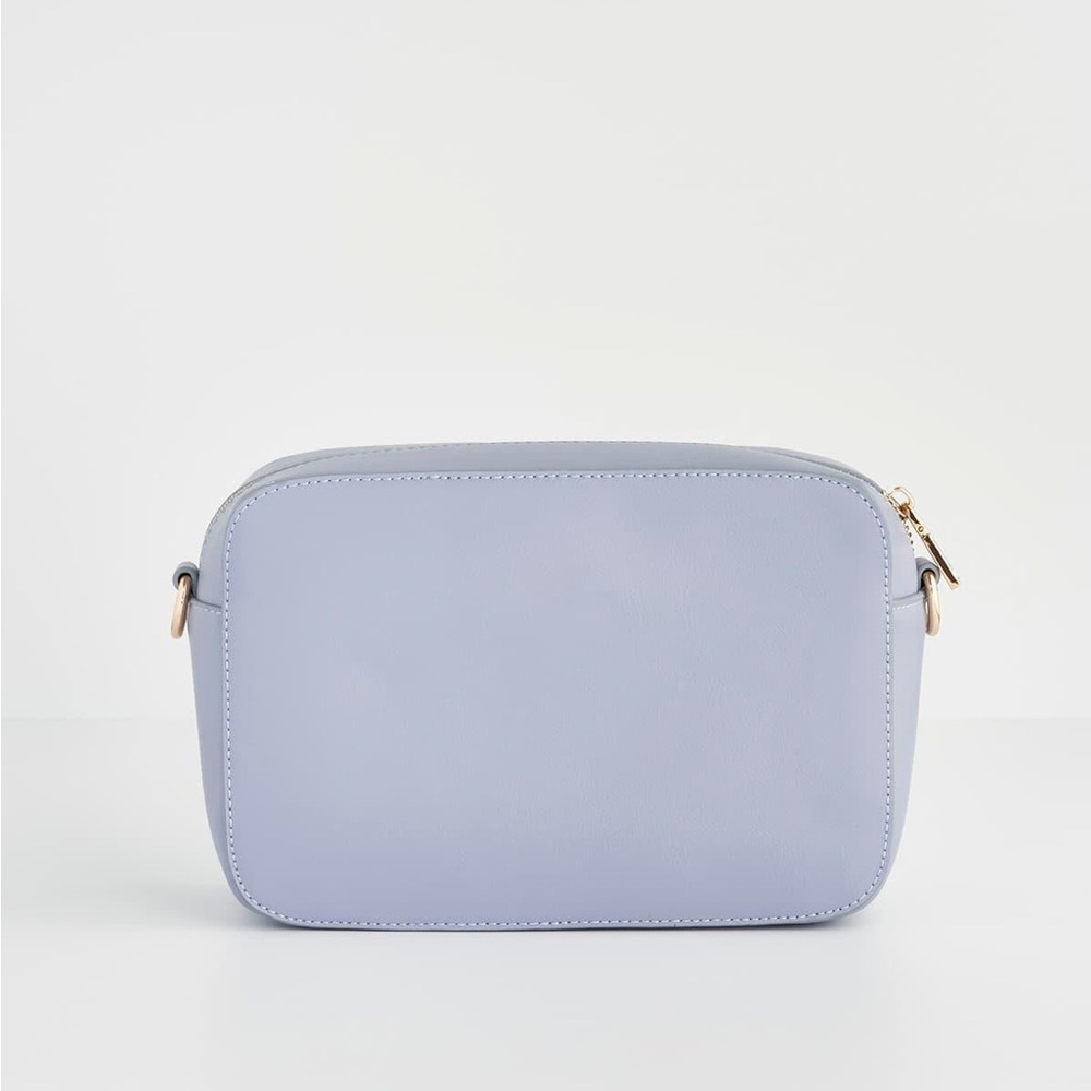 Whispering Sands Powder Blue Camera Bag - Picture 6 of 9